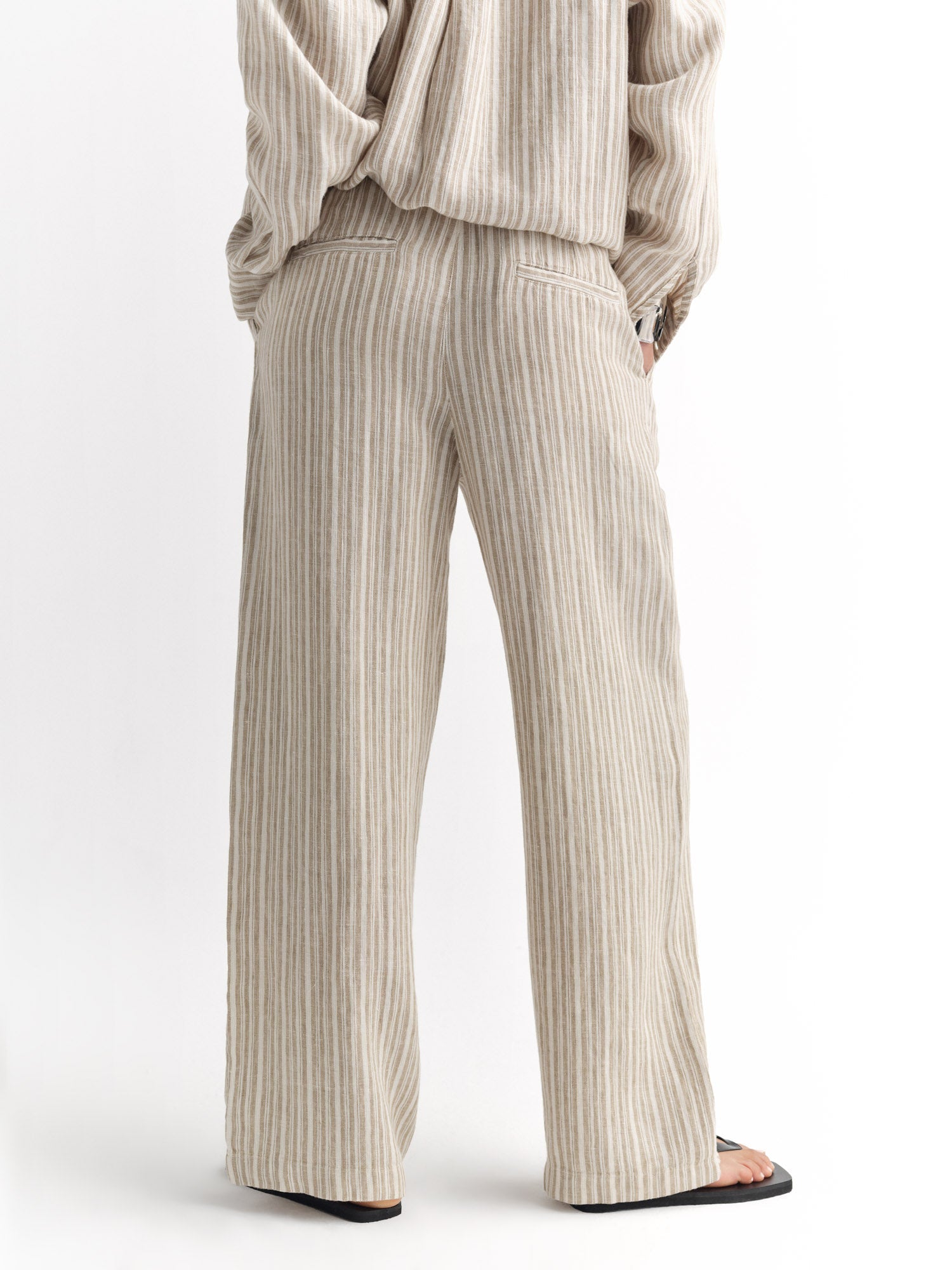 Organic Linen Striped Pleated Pant