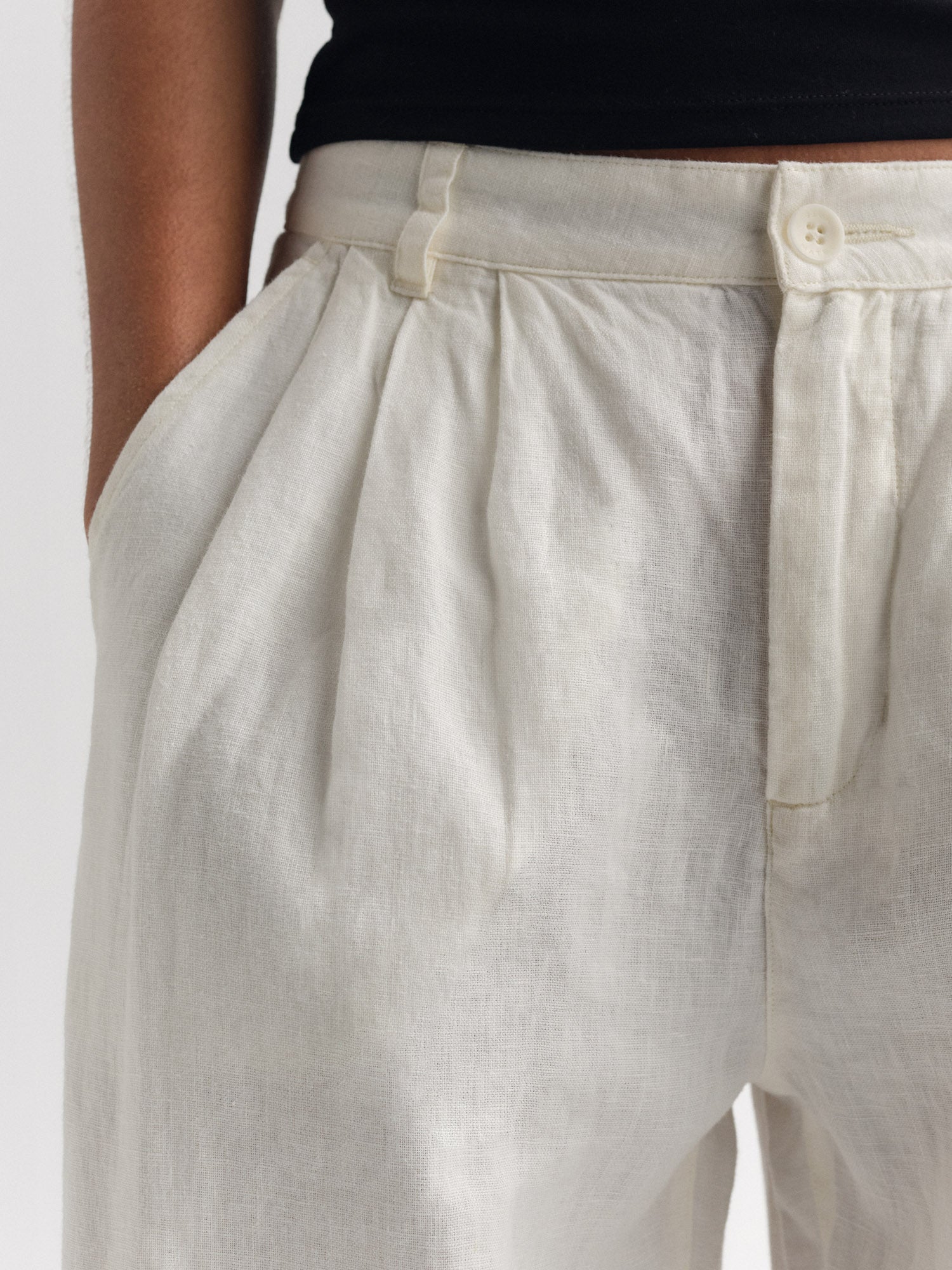 Organic Linen Pleated Pant